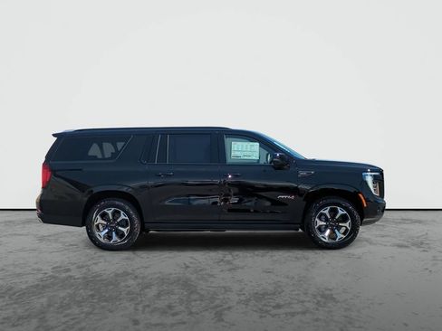 Used 2026 GMC Yukon XL AT4 Ultimate AWD/4WD image 9