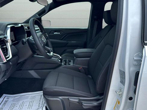 New 2025 GMC Canyon Elevation w/ Convenience Package image 14