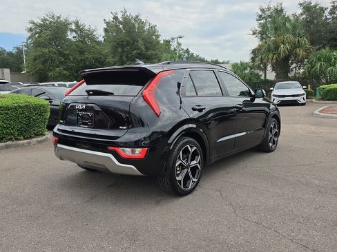 Certified 2023 Kia Niro EX Touring FWD image 7