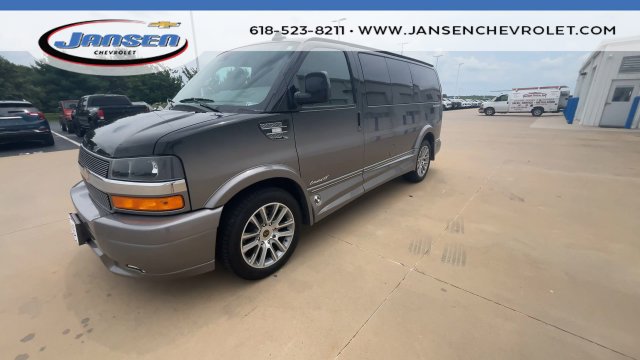 Used 2021 Chevrolet Express 2500 LS w/ Enhanced Convenience Package RWD image 4
