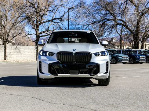 New 2026 BMW X5 xDrive50e w/ Executive Package AWD/4WD image 8