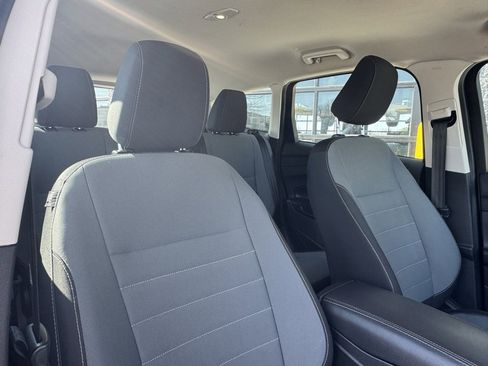 Used 2019 Ford Escape S image 43