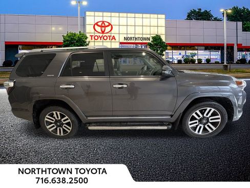 Used 2016 Toyota 4Runner Limited image 3