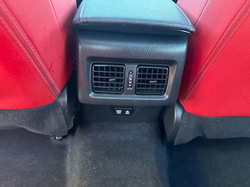 Used 2025 Toyota Camry XSE image 27