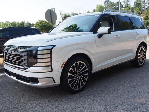 Used 2026 Hyundai Palisade Calligraphy AWD/4WD image 3
