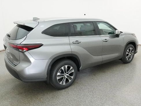 New 2026 Toyota Highlander XLE AWD/4WD image 50
