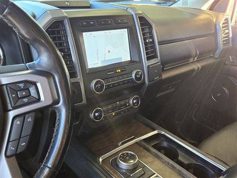 Used 2020 Ford Expedition Platinum image 25
