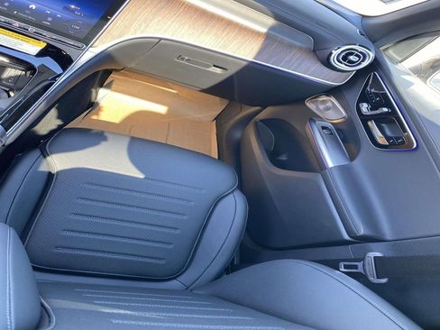 New 2026 Mercedes-Benz GLC 300 image 28