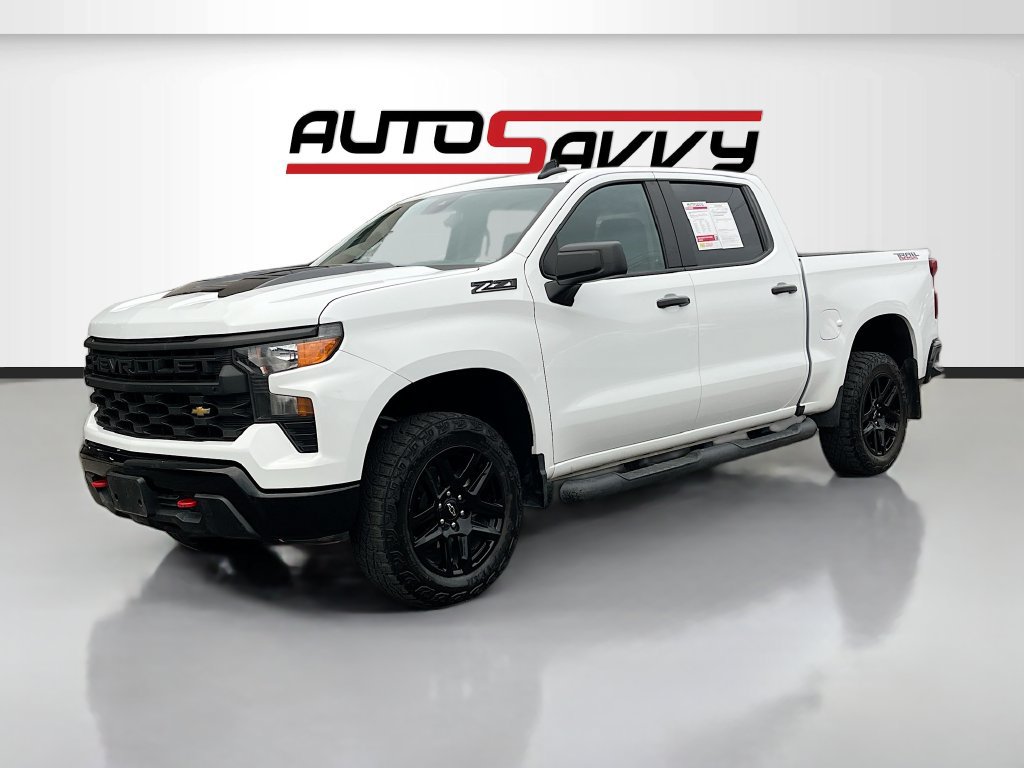 Used 2023 Chevrolet Silverado 1500 Custom Trail Boss w/ LPO, Dark Essentials Package AWD/4WD image 3