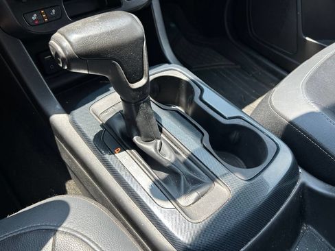 Used 2015 Chevrolet Colorado Z71 RWD image 31