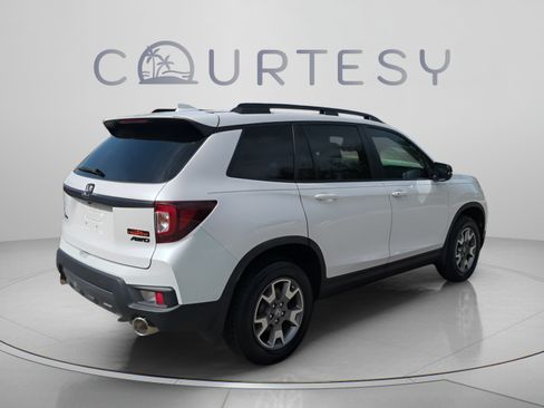 Certified 2023 Honda Passport TrailSport image 6