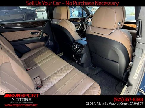 Used 2019 Bentley Bentayga AWD/4WD image 14