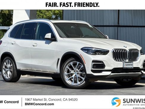 Certified 2023 BMW X5 xDrive40i w/ Premium Package image 1