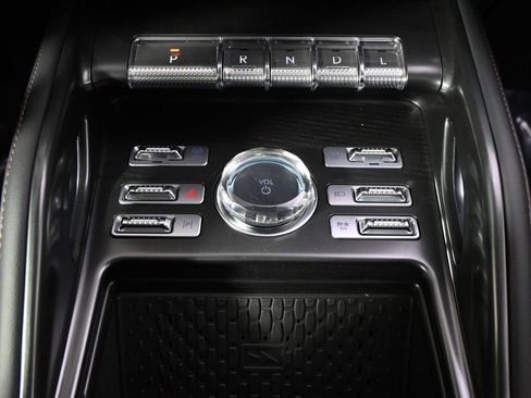 New 2026 Lincoln Nautilus Reserve w/ Jet Appearance Package image 30