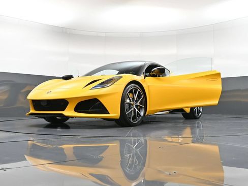 New 2026 Lotus Emira SE RWD image 34