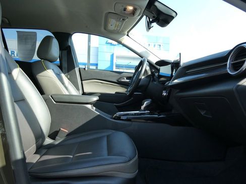 Certified 2024 Chevrolet Trax ACTIV w/ Driver Confidence Package image 12