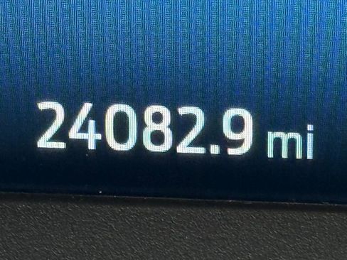 Used 2023 Ford Escape Platinum image 10