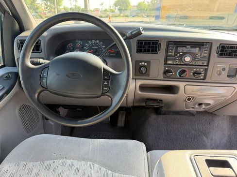 Used 2000 Ford F250 XLT AWD/4WD image 17