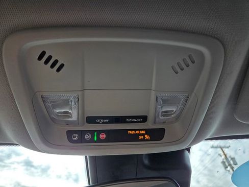 Used 2023 Chevrolet Malibu LT FWD image 24