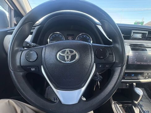 Used 2017 Toyota Corolla L FWD image 16