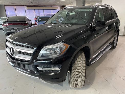 Used 2014 Mercedes-Benz GL 450 4MATIC image 3