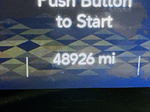 Used 2021 Jeep Wrangler Sahara w/ Cold Weather Group image 19