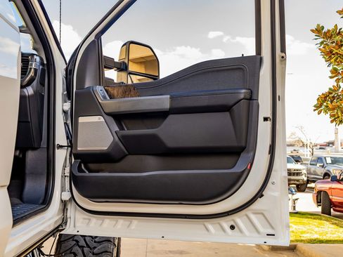 Used 2023 Ford F250 Lariat w/ Lariat Ultimate Package image 37