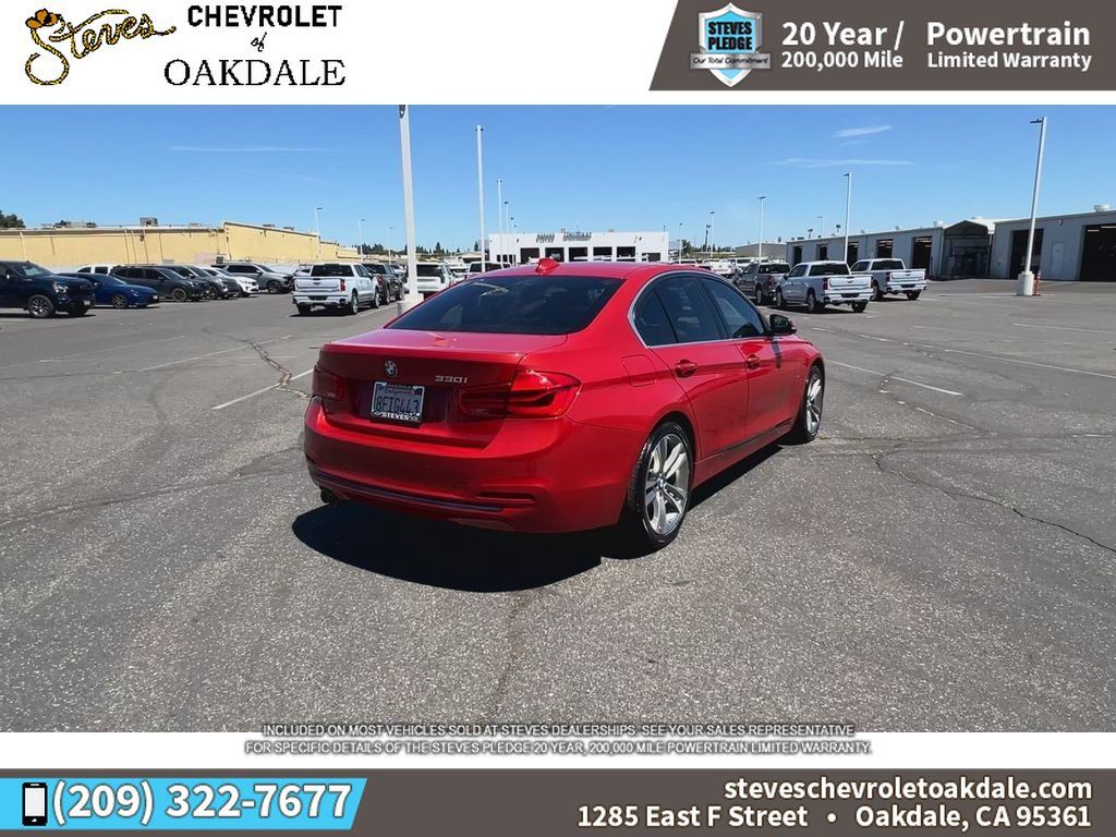 Used 2018 BMW 330i Sedan w/ Convenience Package RWD image 11