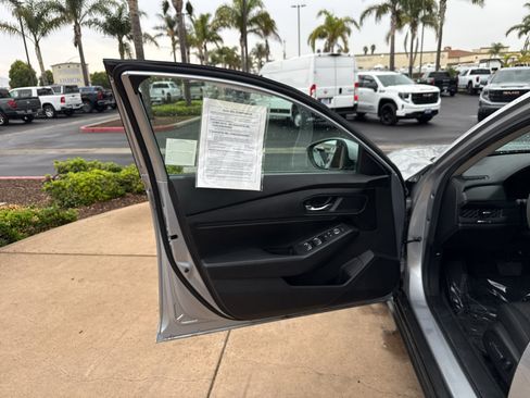 Used 2024 Honda Accord EX image 15