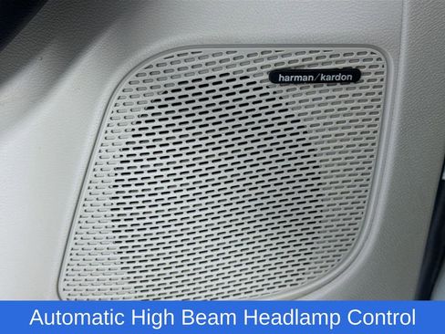 Used 2019 Chrysler Pacifica Limited w/ Tire & Wheel Group image 26