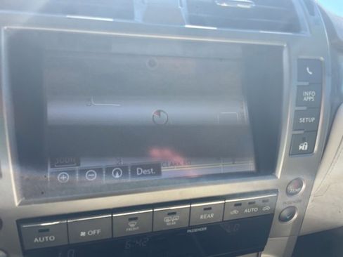 Used 2014 Lexus GX 460 Luxury image 9