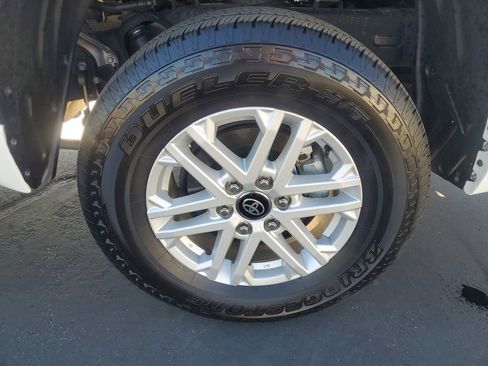 Used 2025 Toyota Tundra SR5 w/ SR5 Convenience Package image 28