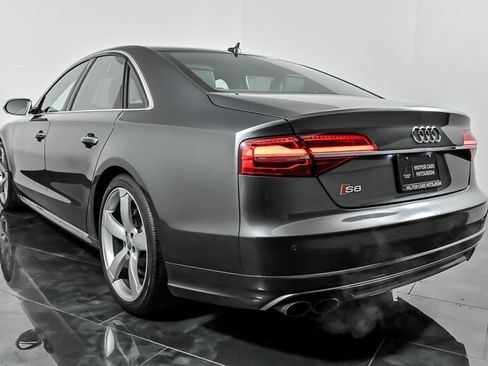 Used 2016 Audi S8 AWD/4WD image 7