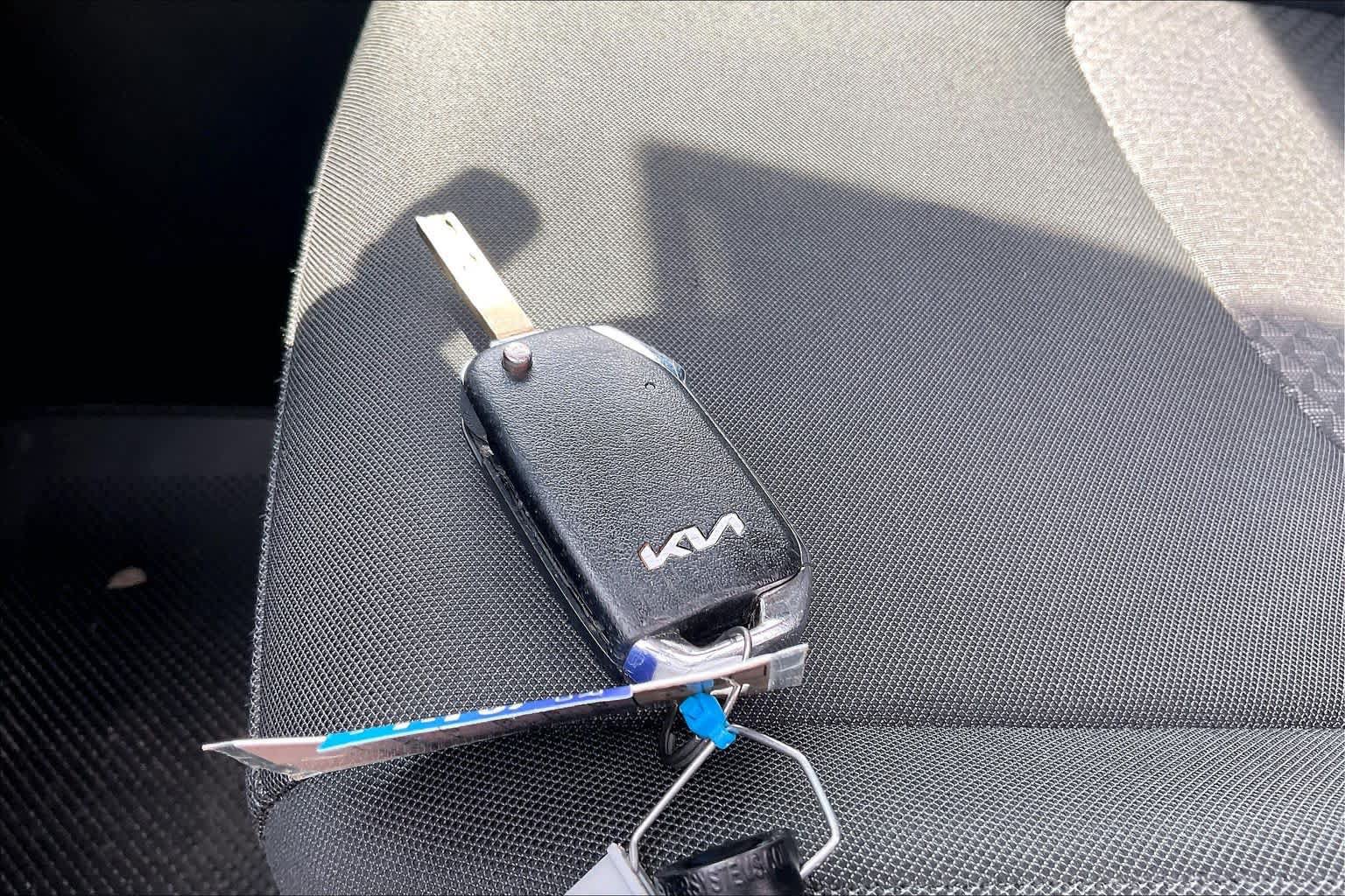 Used 2023 Kia Sportage LX FWD image 13