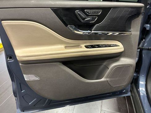 Used 2022 Lincoln Corsair FWD image 40