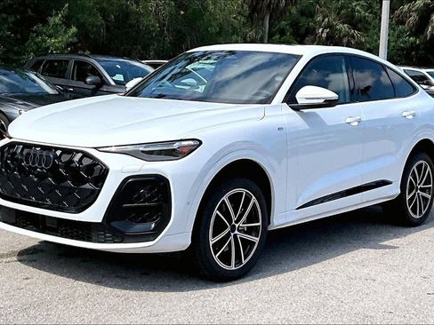 New 2026 Audi Q5 Premium Plus AWD/4WD image 9