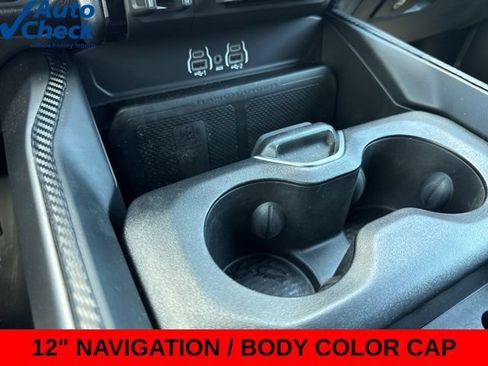 Used 2025 RAM 1500 Big Horn AWD/4WD image 11