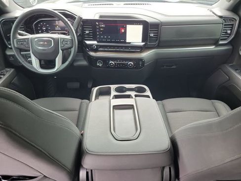 Used 2024 GMC Sierra 1500 Elevation AWD/4WD image 7