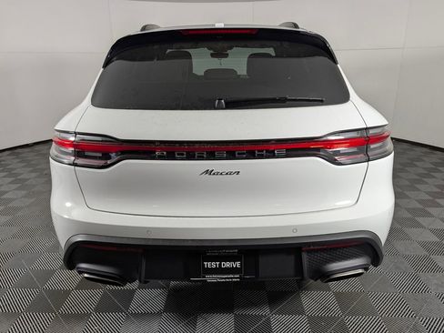 New 2026 Porsche Macan image 6