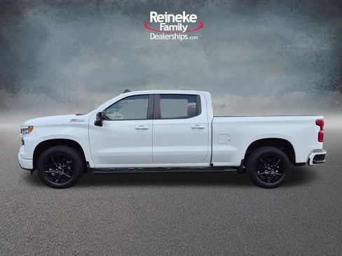Used 2022 Chevrolet Silverado 1500 RST AWD/4WD image 9