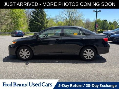 Used 2011 Toyota Corolla LE FWD image 4
