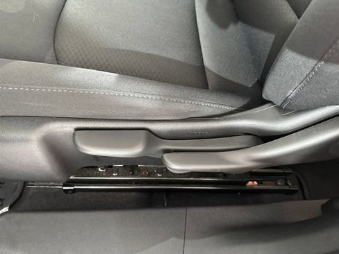 Used 2023 Chevrolet Malibu LS FWD image 19