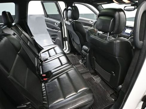 Used 2018 Jeep Grand Cherokee Overland AWD/4WD image 47