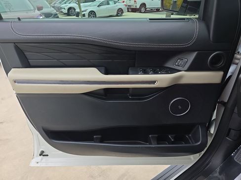 Used 2020 Ford Expedition Max Platinum image 33