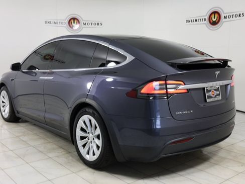 Used 2017 Tesla Model X 75D AWD/4WD image 3