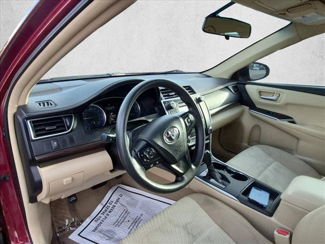 Used 2016 Toyota Camry LE FWD image 10