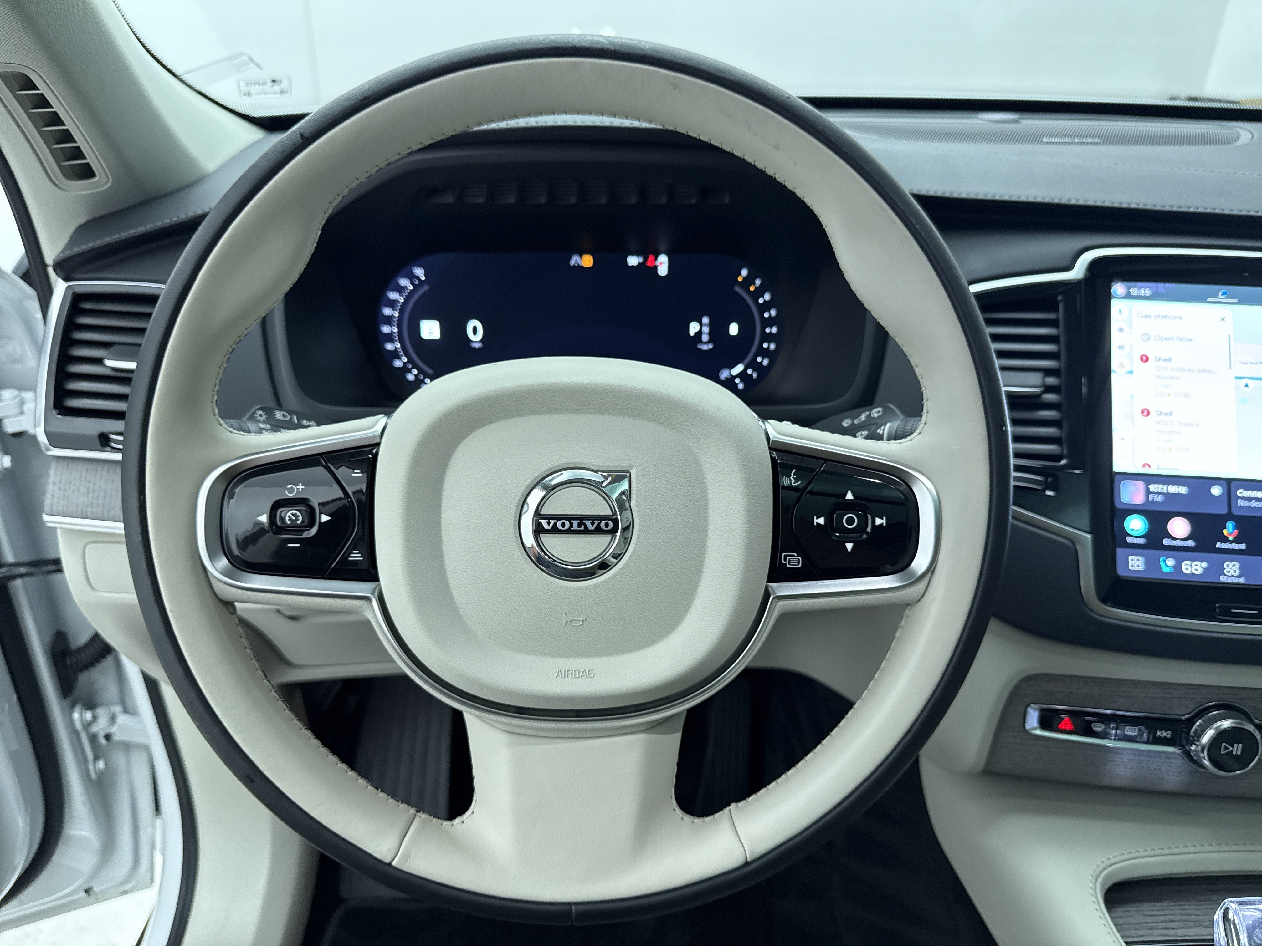 Certified 2024 Volvo XC90 B6 Ultimate w/ Protection Package Premier AWD/4WD image 15