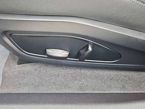 Certified 2021 Porsche Taycan 4S image 15