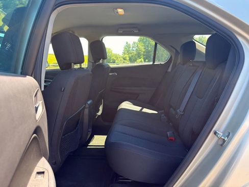 Used 2013 Chevrolet Equinox LS FWD image 3