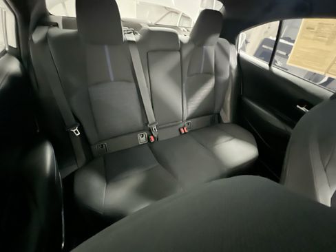 Used 2021 Toyota Corolla SE FWD image 33